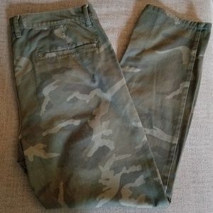 Old Navy Slim Camo Chinos